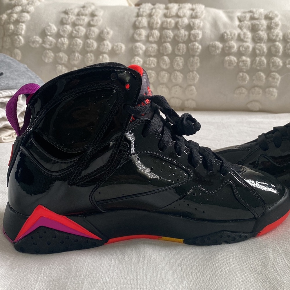 AIR JORDAN 7 RETRO BLACK PATENT LEATHER - Picture 7 of 11